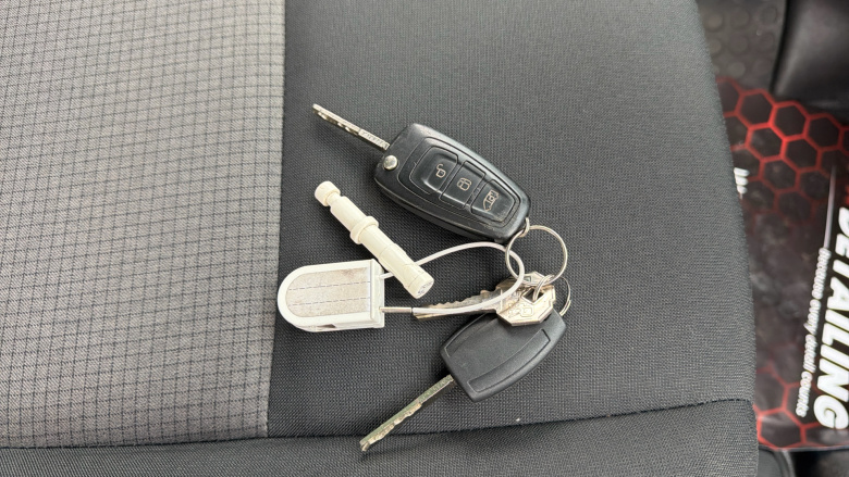 Ford Transit 350 L4 Diesel Fwd 2.0 EcoBlue 130ps Leader Luton Van